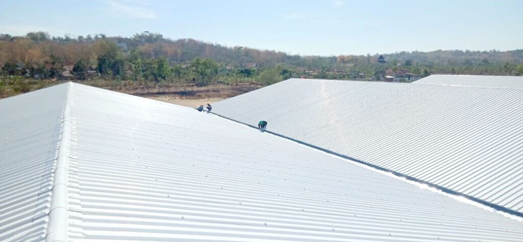 bulan baja ringan ganti genteng 05 bulan baja ringan ganti genteng 05